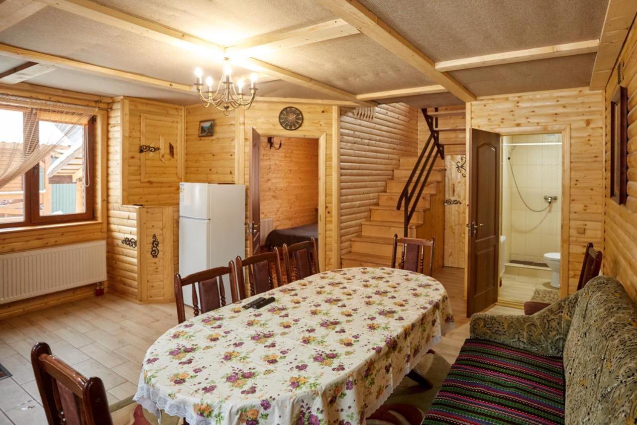 Villa Na Uzlissi ミホヴォ エクステリア 写真